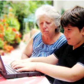 Help Honor an Outstanding Community Volunteer